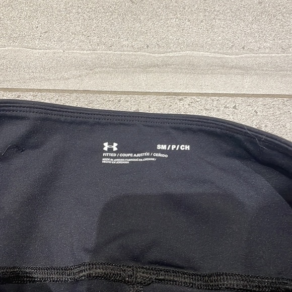 Under Armour Meridian Biker Shorts - Picture 3 of 5